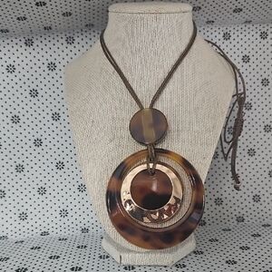 Brown and Gold Pendant Necklace